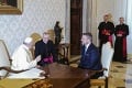 Veľký deň pre premiéra: Pápež František prijal Pellegriniho, ten mu priniesol krásne dary zo Slovenska
