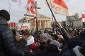 Minsk zaplavili stovky demonštrantov: Obávajú sa bližšieho prepojenia s Ruskom