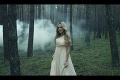 Dominika Mirgová má nový klip na titulnú skladbu k muzikálu Snehová kráľovná. Vyhrajte lístky na muzikál!