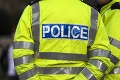 Tragédia v Británii: Muž vyšiel s autom na chodník a usmrtil 12-ročného chlapca