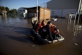 Francúzsko prehráva boj s prírodou: Záplavy majú už 6 obetí, vrátane troch záchranárov