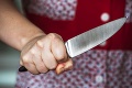 Žena ozbrojená nožom zaútočila na deti v škôlke: Zranila 14 škôlkarov