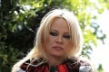 Pamela Anderson si vymazala Instagram aj Facebook: Posledný odkaz fanúšikom