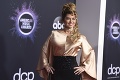 Najhoršie oblečené celebrity na American Music Awards: Spievať vedia, obliecť    sa   nie!