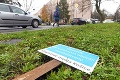 Košice pokrylo 800 cedúľ s odkazom o zimnej údržbe: Rozzúrení chodci dali jasne najavo, čo si o nich myslia