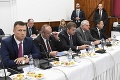 Výjazdové rokovanie vlády v Slavošovciach: Politici boli k regiónu štedrejší, než sa čakalo