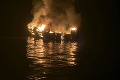 Rybársku loď zachvátil požiar: Jeden rybár neprežil, 11 ľudí je nezvestných