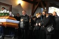Pohreby obetí z autobusu smrti: Zúfalé výkriky nad hrobom Alexa († 16) museli otriasť každým