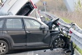 Dávajte si na cestách pozor! Hromadné nehody sa stali pri Bratislave i v Banskej Bystrici