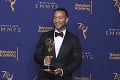 Odovzdávanie prestížnych cien Emmy: Známe krásky prišli ako biele labute