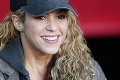 Latino hviezda Shakira sa vyzliekla do plaviek a zaskočila fanúšikov: Kam zmizli sexi krivky?!