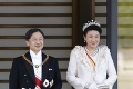 Veľkolepý sprievod: Takto sa vozil Tokiom nový cisár