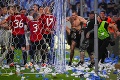 Šialenstvo na futbale: Fanúšik Slovana knokautoval hráča Trnavy na ihrisku!