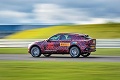 Aston Martin ukázal novinky: Pokochajte sa ich prvým SUV aj motorkou