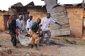 Polícia v Nigérii oslobodila stovky ľudí držaných v ilegálnom zariadení: Boli držaní ako otroci