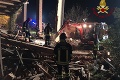 Práca sa im stala osudnou: Pri výbuchu vo farmárskej budove zahynuli traja hasiči