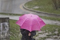 Bez dáždnika ani nevychádzajte z domu: SHMÚ varuje pred dažďom takmer na celom Slovensku