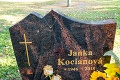 Ako vyzerajú hroby slávnych Slovákov? Detail na pomníku speváčky Jany Kocianovej († 72) sa nedá prehliadnuť