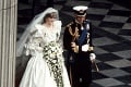 Svadobné šaty princeznej Diany uchvátili svet: Keď ju v nich uvideli návrhári, zostali im oči pre plač!