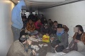 Na maďarsko-rumunskej štátnej hranici mali rušno: V kamióne našli 53 migrantov