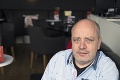Štedrý herec Matej Landl: Požičiava svoju kreditku