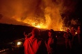 Vo vinárskej oblasti Kalifornie vyčíňa mohutný požiar: Stovky ľudí museli opustiť svoje domovy