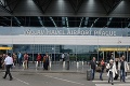 Scéna ako z filmu: Ukrajinského poslanca zadržali na pražskom letisku, platil falošnými eurami