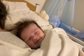 Usmiate bábätko tesne po narodení priložili k mamičke: Tragické pozadie fotky vami pohne