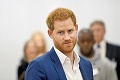 Kráľovská rodina blahoželala princovi Harrymu iba cez internet: Prvé narodeniny po odchode z Británie