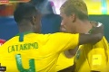 Zabudnite na Neymara a Ronalda! Senzačný gól v plážovom futbale je hitom internetu