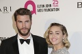 Liam Hemsworth podal za chrbtom Miley Cyrus žiadosť o rozvod: Toto bolo preňho poslednou kvapkou