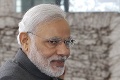 Indický premiér Módí zbieral odpadky na pláži: Ocenil aj úsilie 