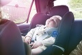 V zaparkovanom aute našli bábätko: Policajtom v Brne sa po príchode naskytol hororový pohľad