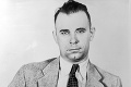 Neslávne známeho Johna Dillingera vykopú z hrobu: Pochovali v skutočnosti mafiánovho dvojníka?