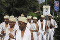 Nasledovníci Gándhího sa vydali na ročný pochod mieru: Čaká ich 14 000 kilometrov