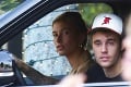 Justin Bieber a Hailey Baldwin si povedali druhé áno: Pozrite si fotky z luxusnej svadby