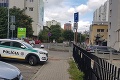 Okoloidúcich nahnevali bratislavskí policajti: Toto urobia v lokalite, kde sa bojuje o každý centimeter?!