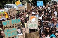Demonštrácie na Novom Zélande: Desaťtisíce školákov i dospelých bojovali za ochranu klímy