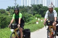 Toto sú skutoční fanúšikovia: Na bicykli z Londýna do Tokia kvôli MS v ragby!