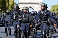Demonštrácie v Paríži: Žltým vestám je pripravených čeliť 7000 policajtov