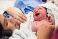 Lekári jasajú nad malým zázrakom: V Česku sa narodilo bábätko, aké nikdy predtým