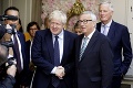 Johnson po stretnutí s Junckerom: Európska únia má už plné zuby brexitu
