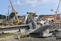 Koniec prác po 4 mesiacoch: Zo zrúteného mosta v Janove odstránili posledné auto