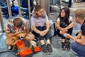Trápenie trnavských gymnazistov sa tajfúnom neskončilo: Kristínu zabudli na letisku
