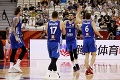 Českí basketbalisti zabojujú o historický úspech, USA predviedlo ďalší výbuch