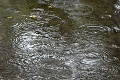 SHMÚ varuje pred povodňami z trvalého dažďa: Kde to bude najhoršie?