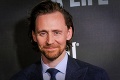 Tom Hiddleston ukázal novú frajerku: S ktorou hereckou kolegyňou randí?