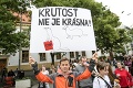 V Bratislave sa pochodovalo za zákaz kožušinového chovu: Mandát dostatočne silný na to, aby prešiel