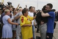 Slzy na letisku tiekli potokom: Významný krok Ruska a Ukrajiny, krajiny si vymenili väzňov