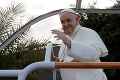 Pápež na turné po afrických krajinách: František pricestoval na Madagaskar